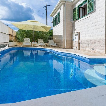 Villa Holiday Home Zvecanje Esterno foto
