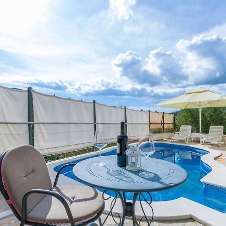 Villa Holiday Home Zvecanje Esterno foto