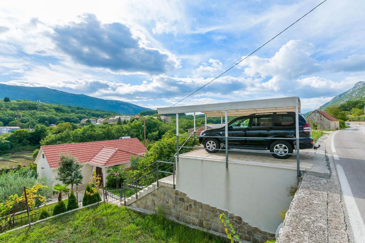 Villa Holiday Home Zvecanje Esterno foto