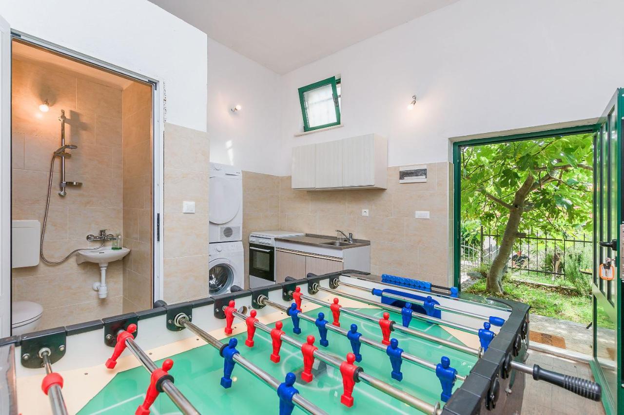 Villa Holiday Home Zvecanje Esterno foto