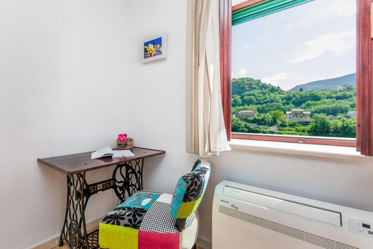 Villa Holiday Home Zvecanje Esterno foto